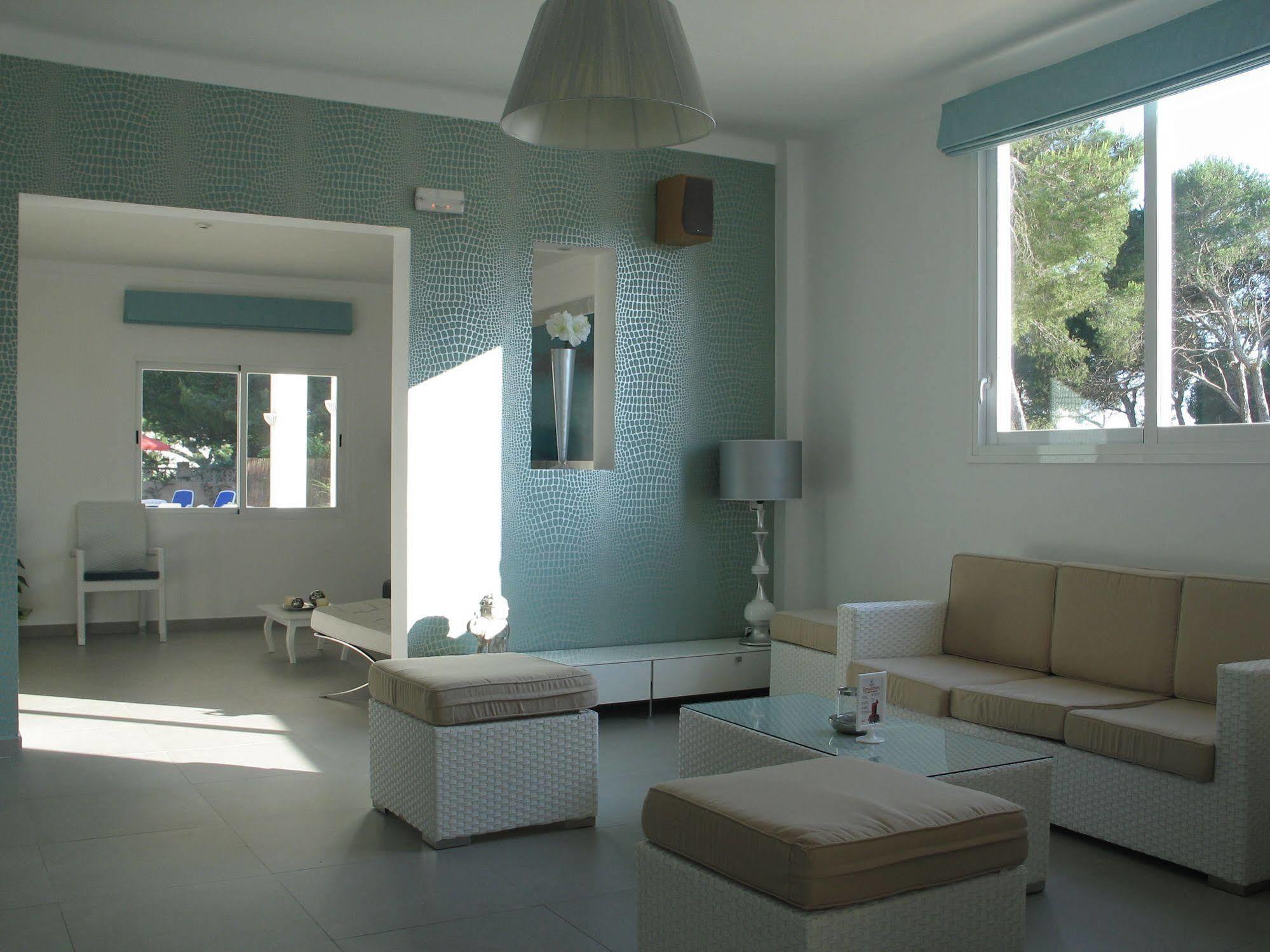 Apartamentos Andreas Colonia de Sant Jordi Bagian luar foto