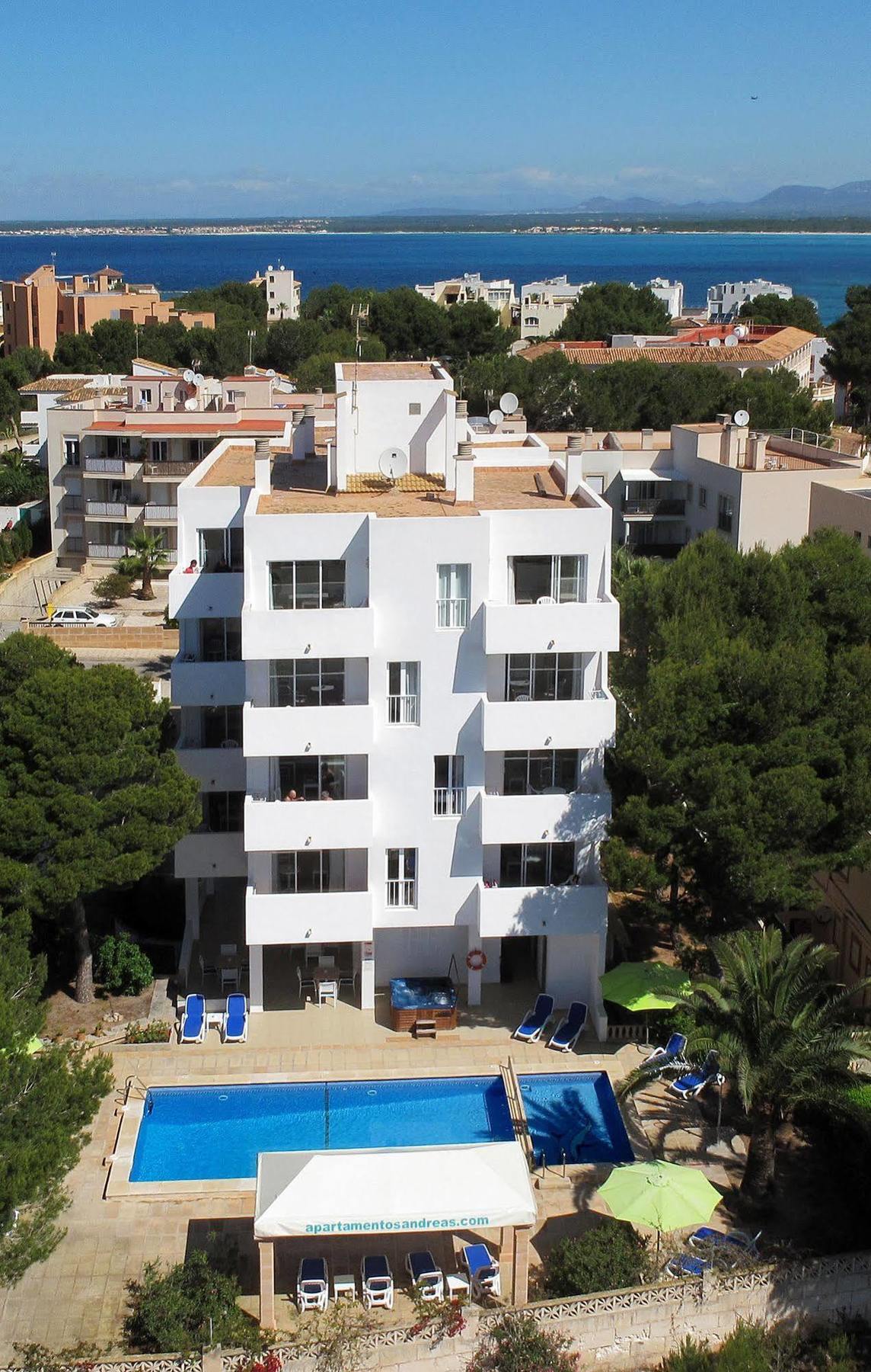 Apartamentos Andreas Colonia de Sant Jordi Bagian luar foto